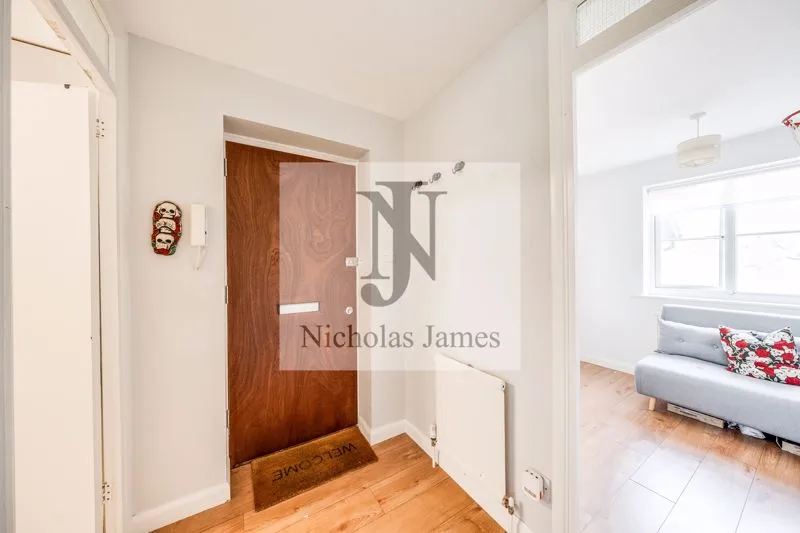 Galdana Avenue, Barnet, EN5, photo 14