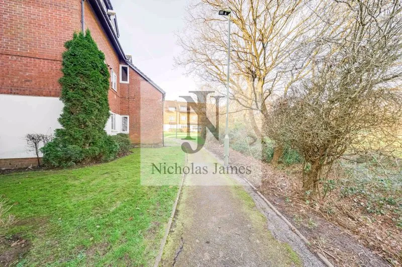 Galdana Avenue, Barnet, EN5, photo 16