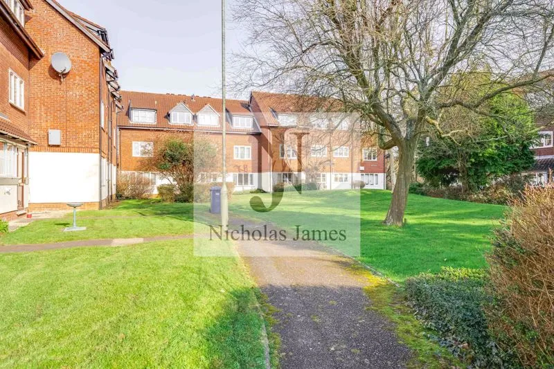 Galdana Avenue, Barnet, EN5, photo 20