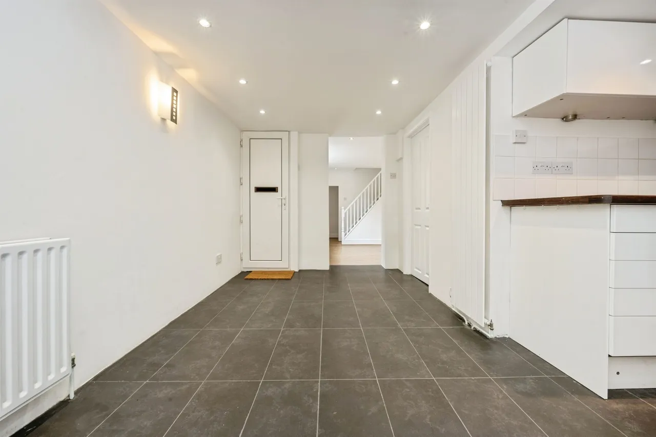 Aylesbury Road, Wendover, HP22, photo 6