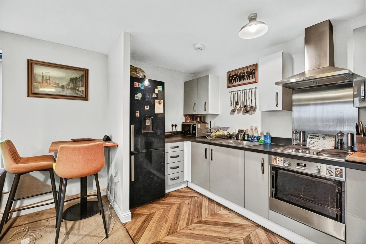 Lywood Drive, Sittingbourne, ME10, photo 4