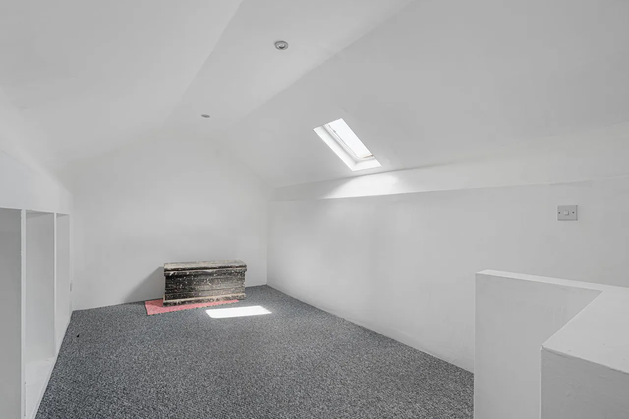 Cwmcelyn Road, Blaina, photo 21