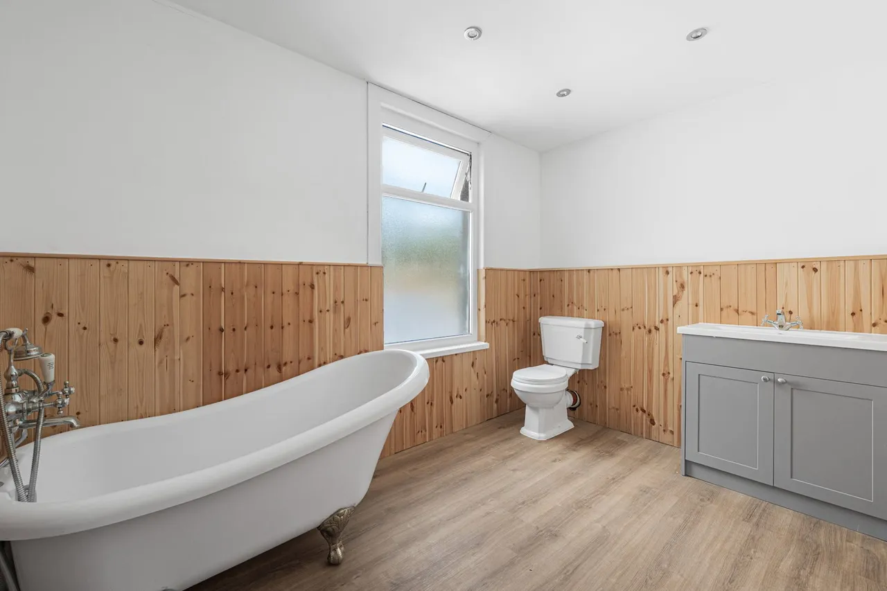 Cwmcelyn Road, Blaina, photo 11