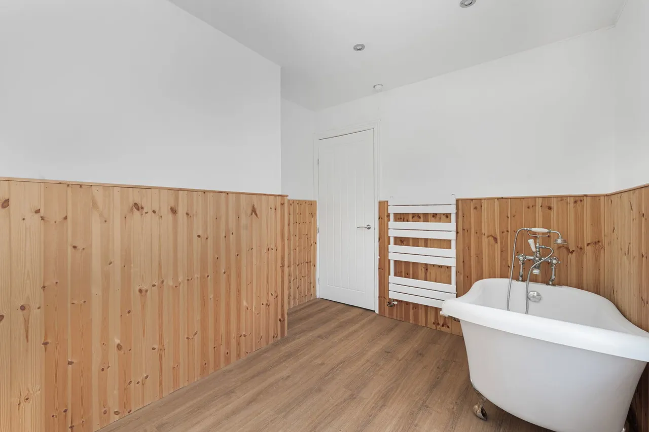 Cwmcelyn Road, Blaina, photo 12