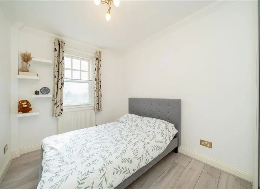 Exeter Road, Kilburn, NW2, photo 5