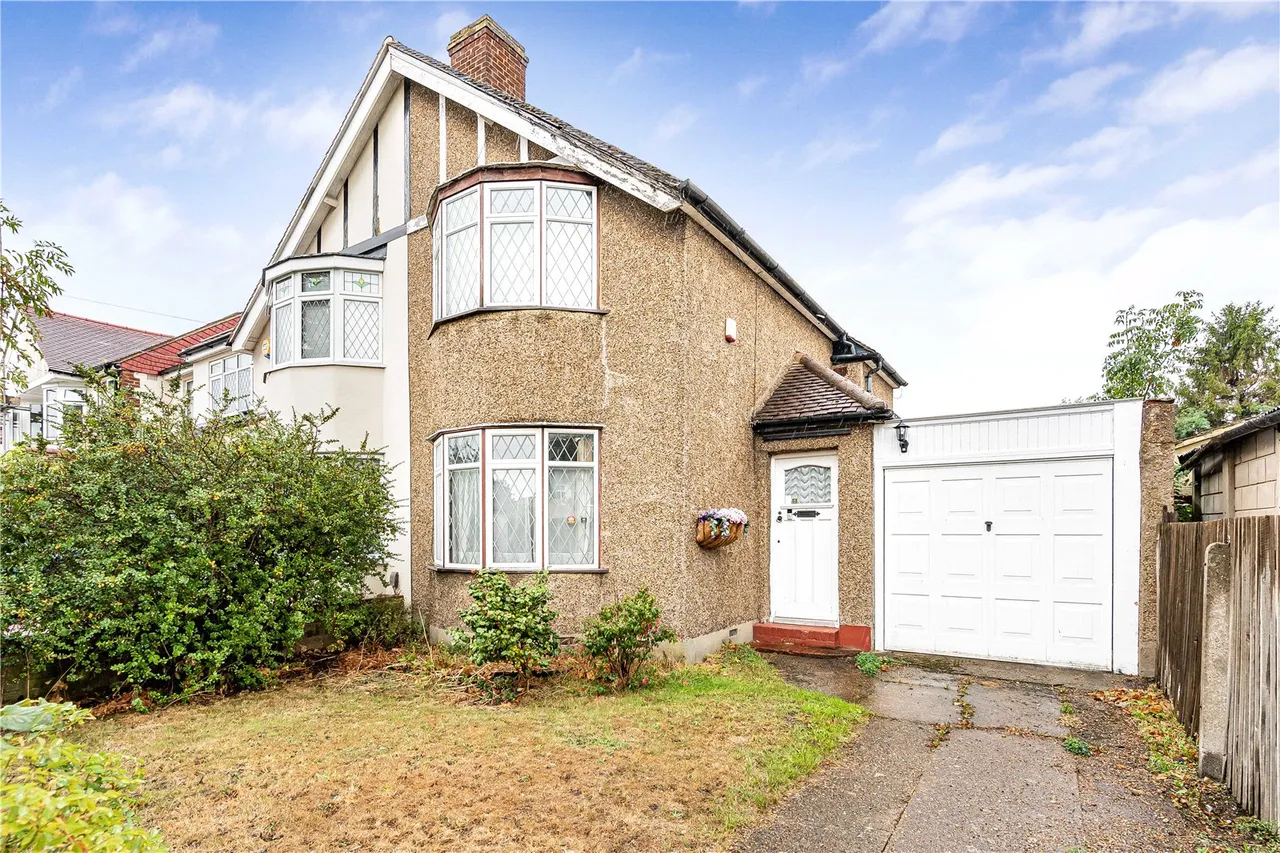 2 bed house for sale, Sheringham Avenue, Twickenham, TW2