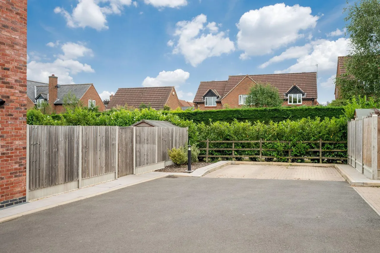 Hedgerow Close, Old Dalby, LE14, photo 13