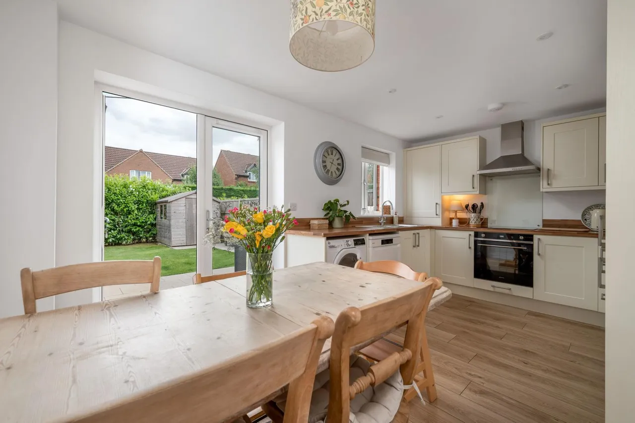 Hedgerow Close, Old Dalby, LE14, photo 3