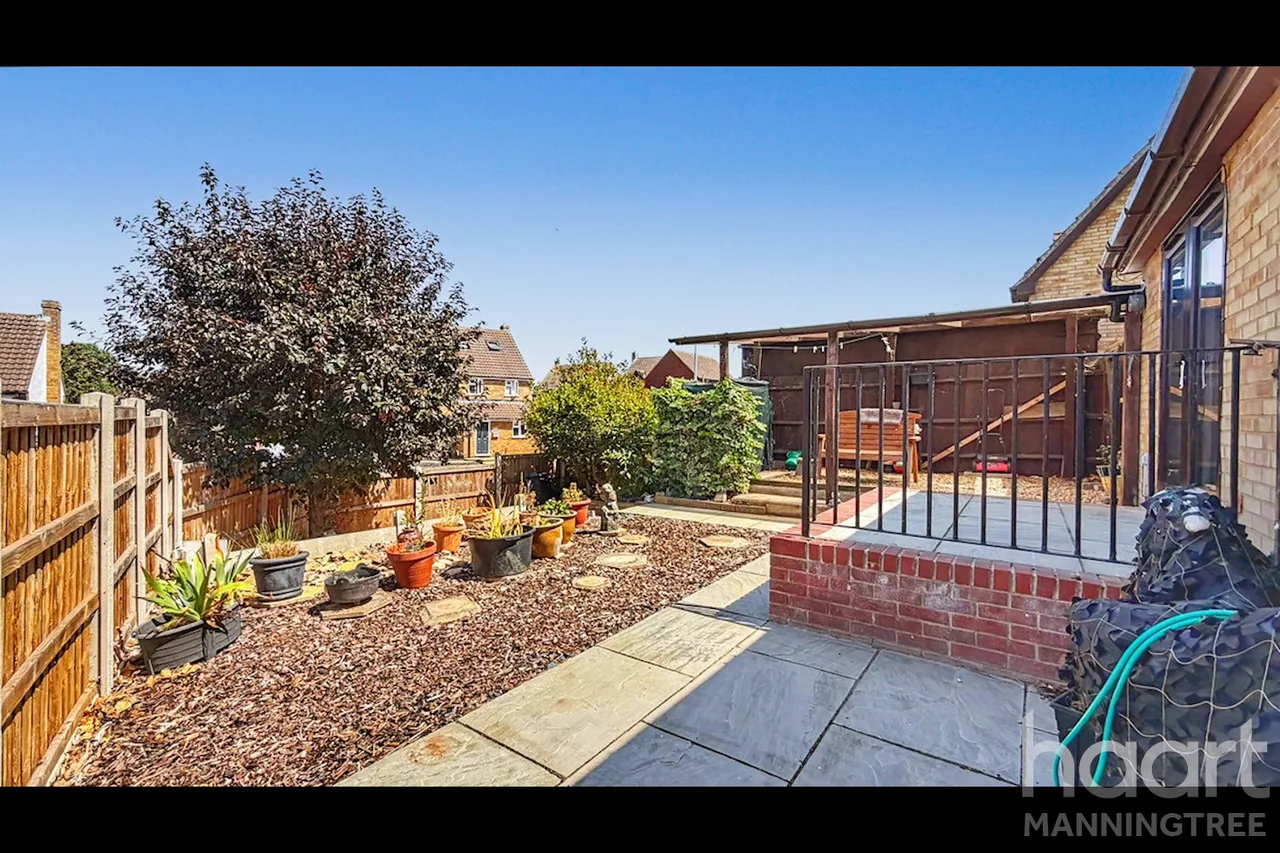 Cotman Avenue, Lawford, CO11, photo 15