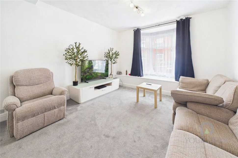 Beaconsfield Terrace, The Mounts, Northampton, NN1, photo 2
