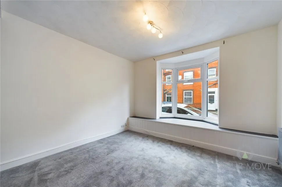 Beaconsfield Terrace, The Mounts, Northampton, NN1, photo 8