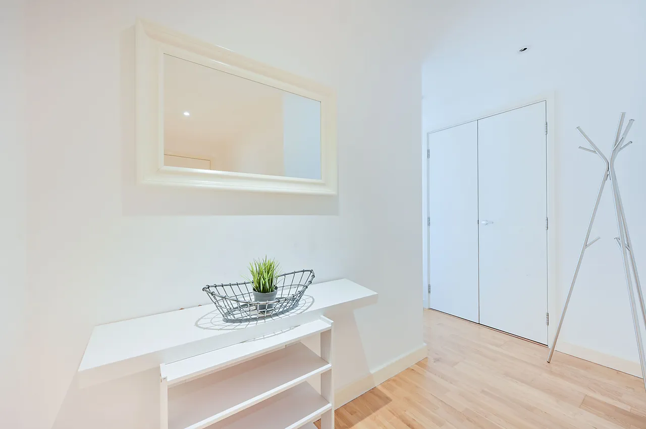 12 Lighterage Court, High Street, Brentford, photo 6