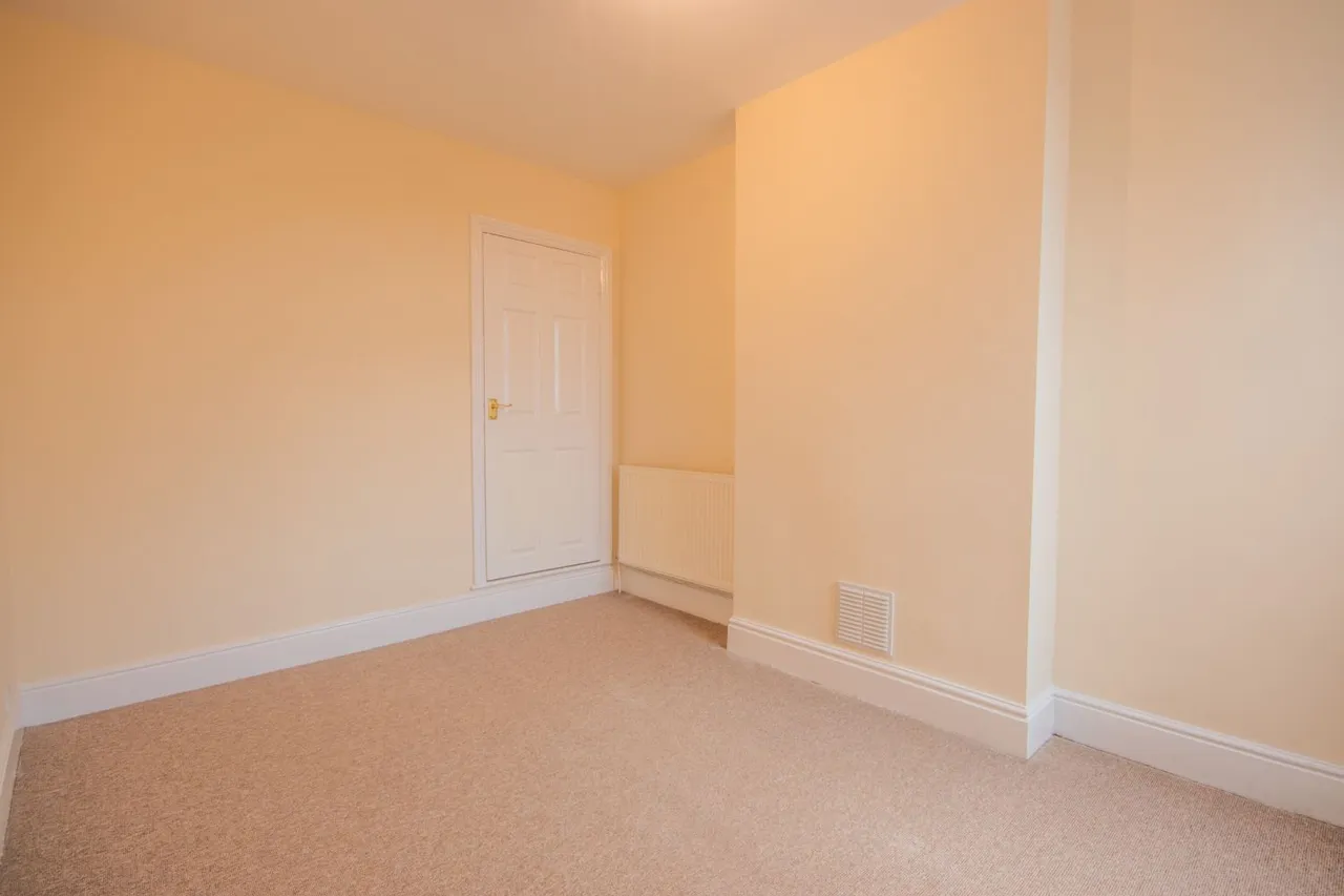 Chapel Street, Eastwood, NG16, photo 7