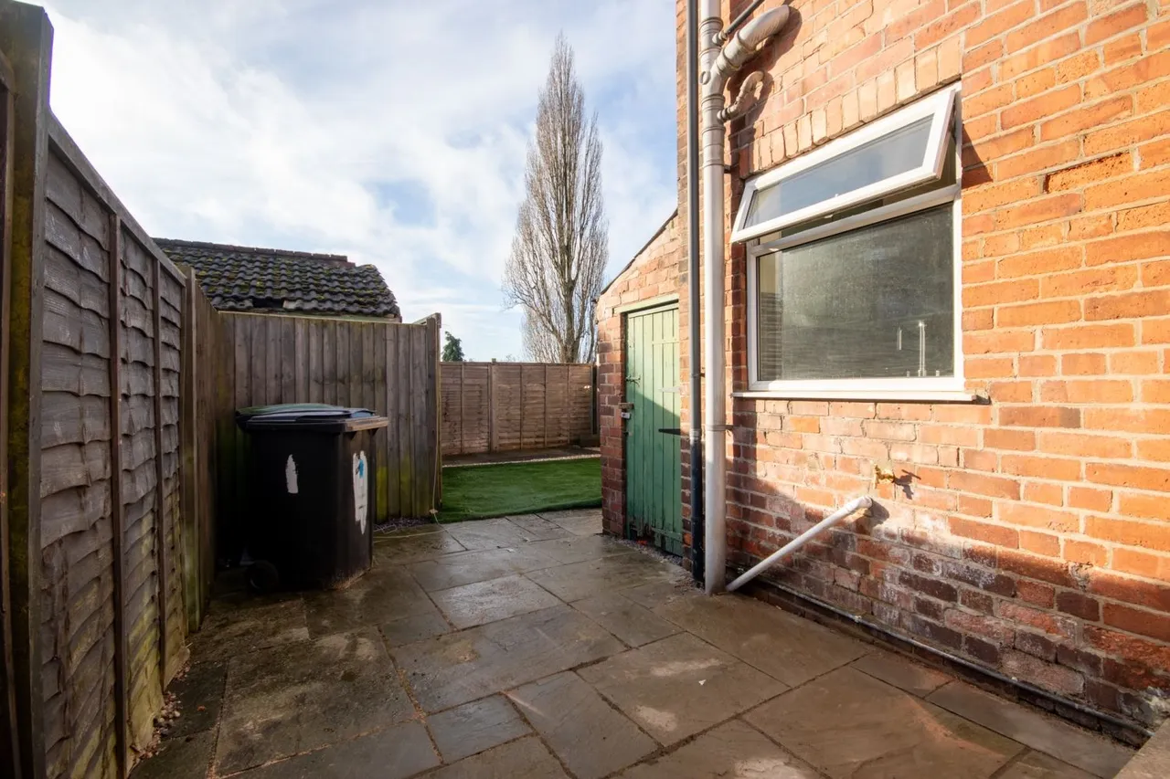 Chapel Street, Eastwood, NG16, photo 9