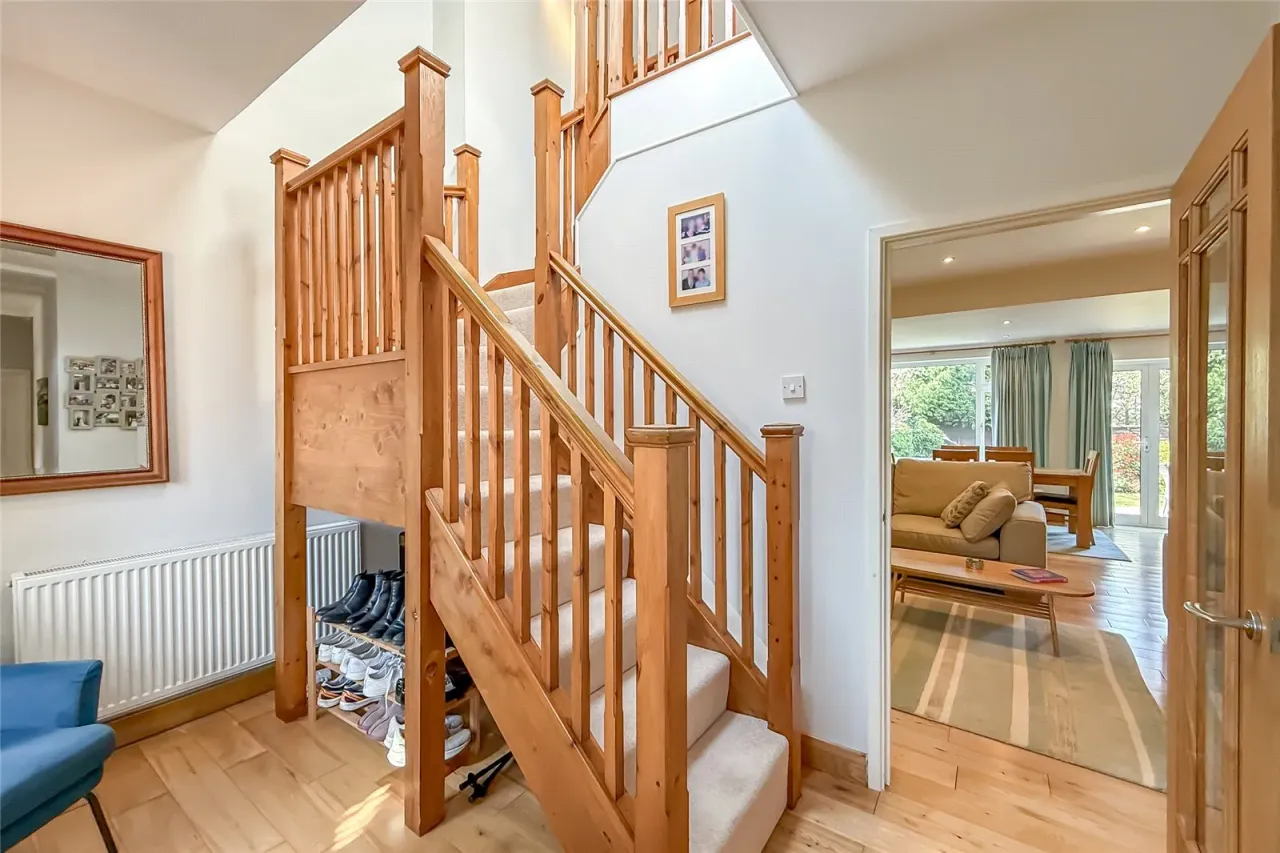 The Pleasance, Harpenden, Hertfordshire, AL5 3NA, photo 6