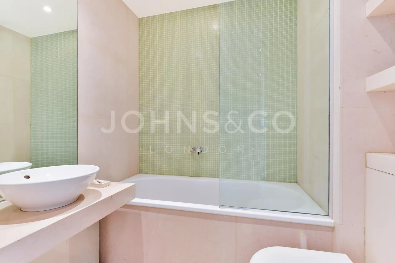 Fairmont Avenue, E14, photo 7