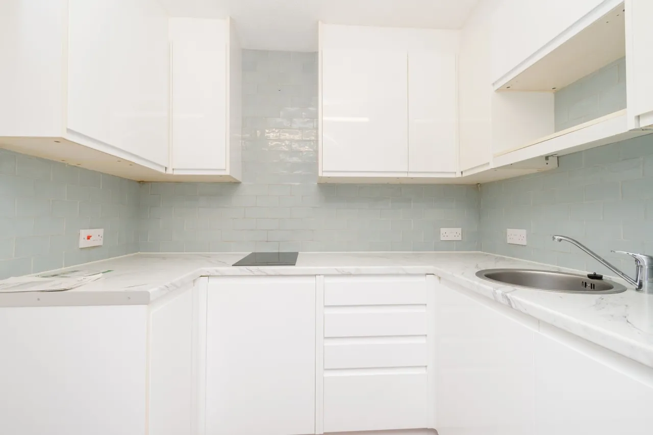 Wellington Crescent, Ramsgate, CT11, photo 3