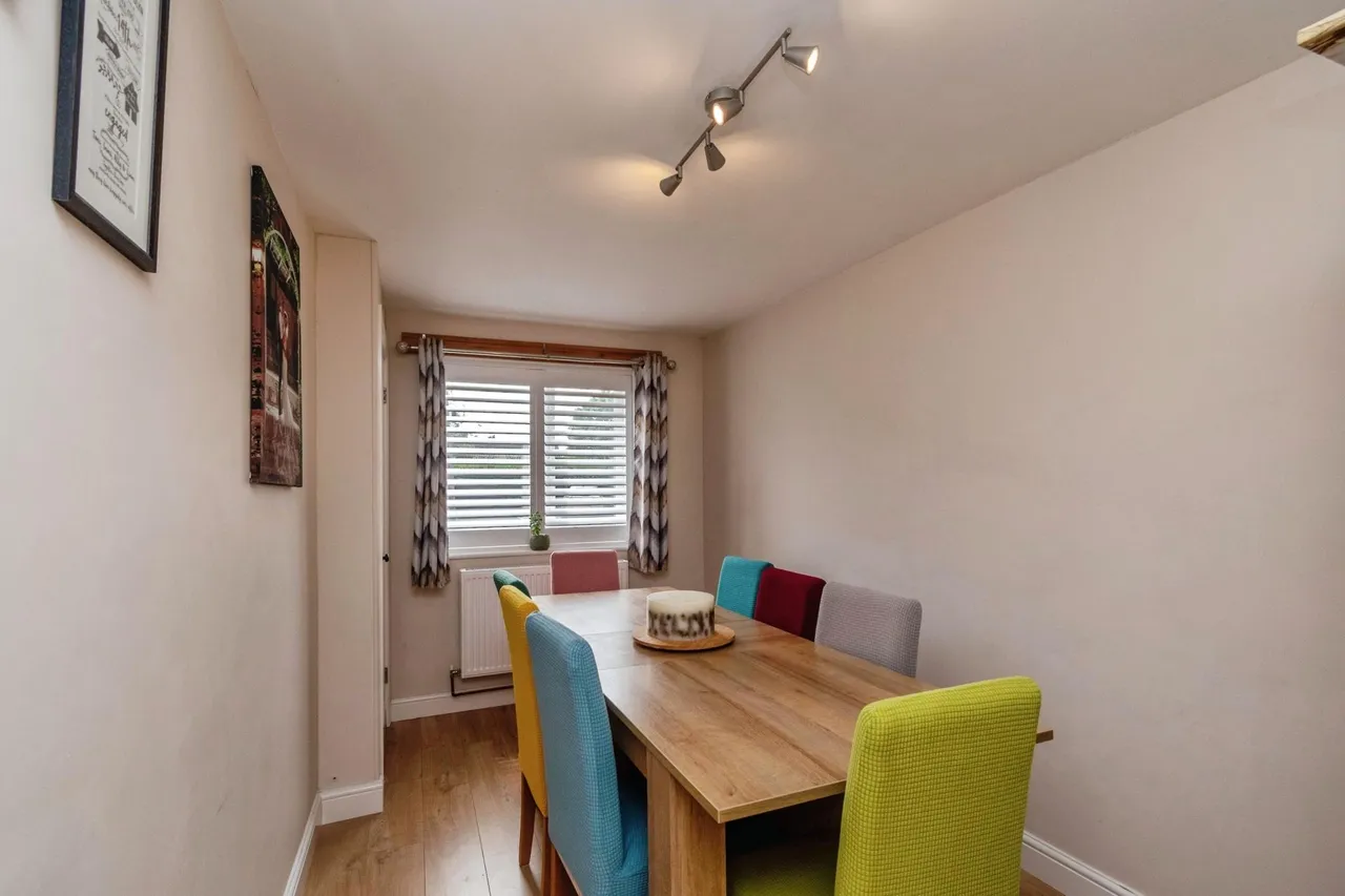 Langley Gardens, Wolverhampton, WV3, photo 9