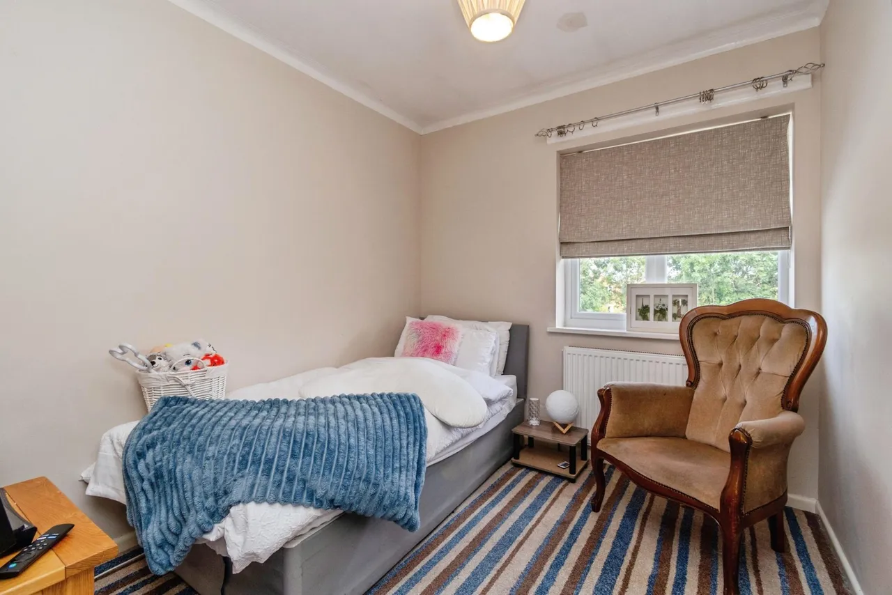 Langley Gardens, Wolverhampton, WV3, photo 14