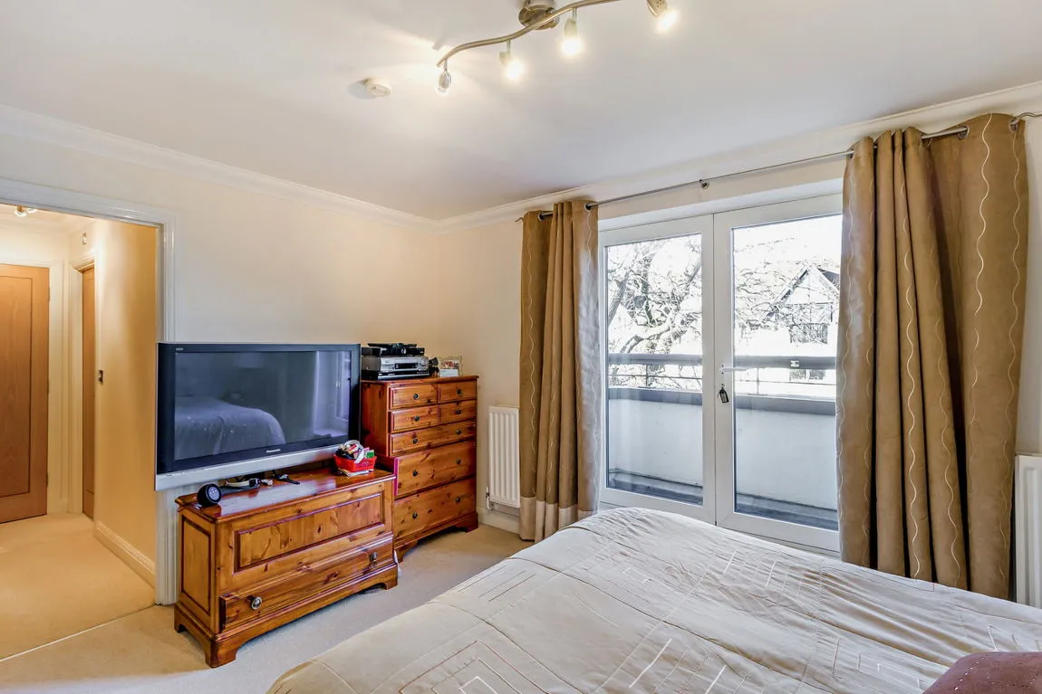 Flat Viceroy Court, Northwood, HA6, photo 7