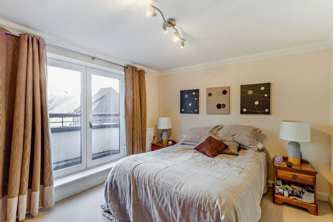 Flat Viceroy Court, Northwood, HA6, photo 4