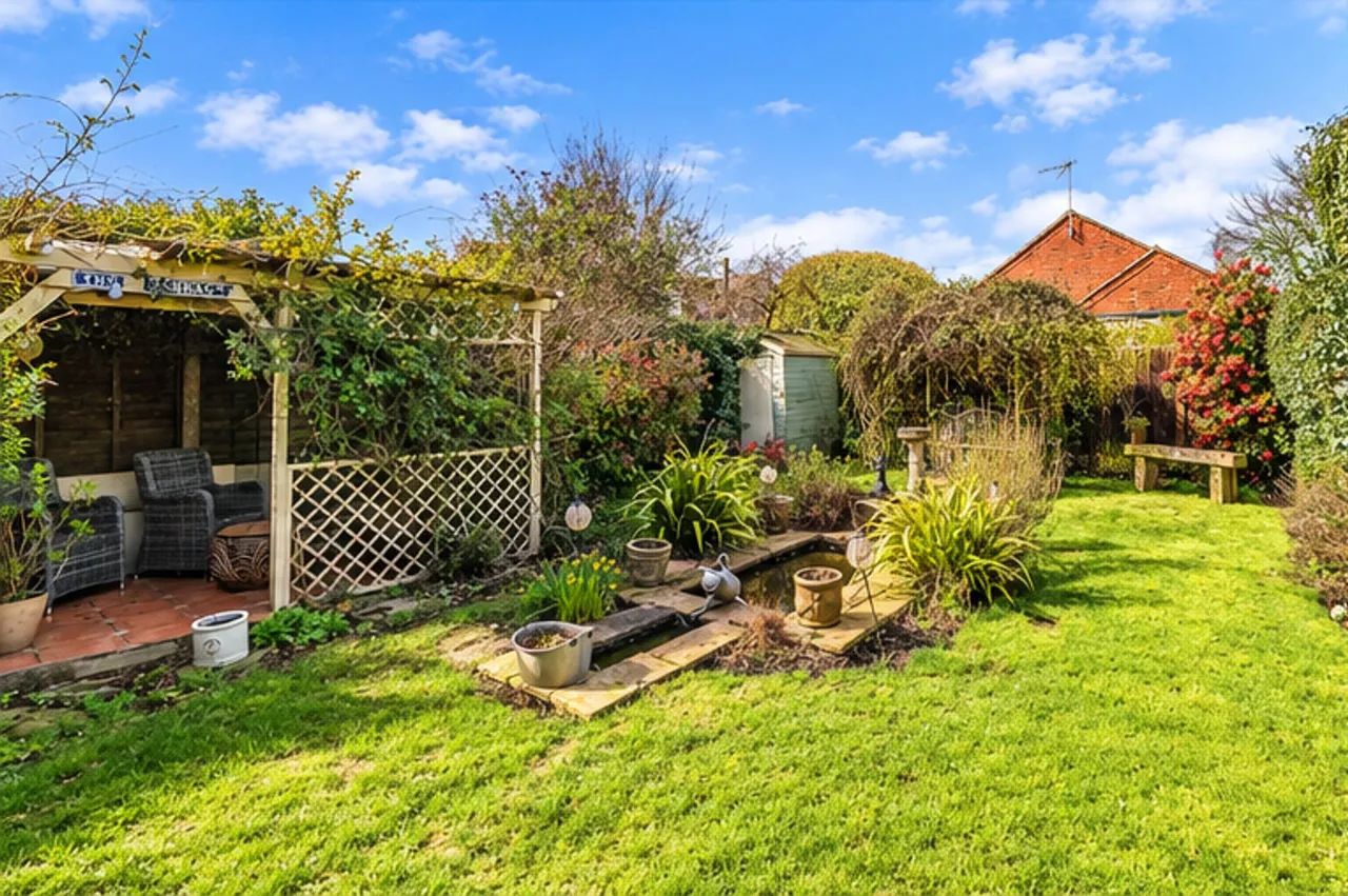 Butt Lane, Hinckley, LE10, photo 28