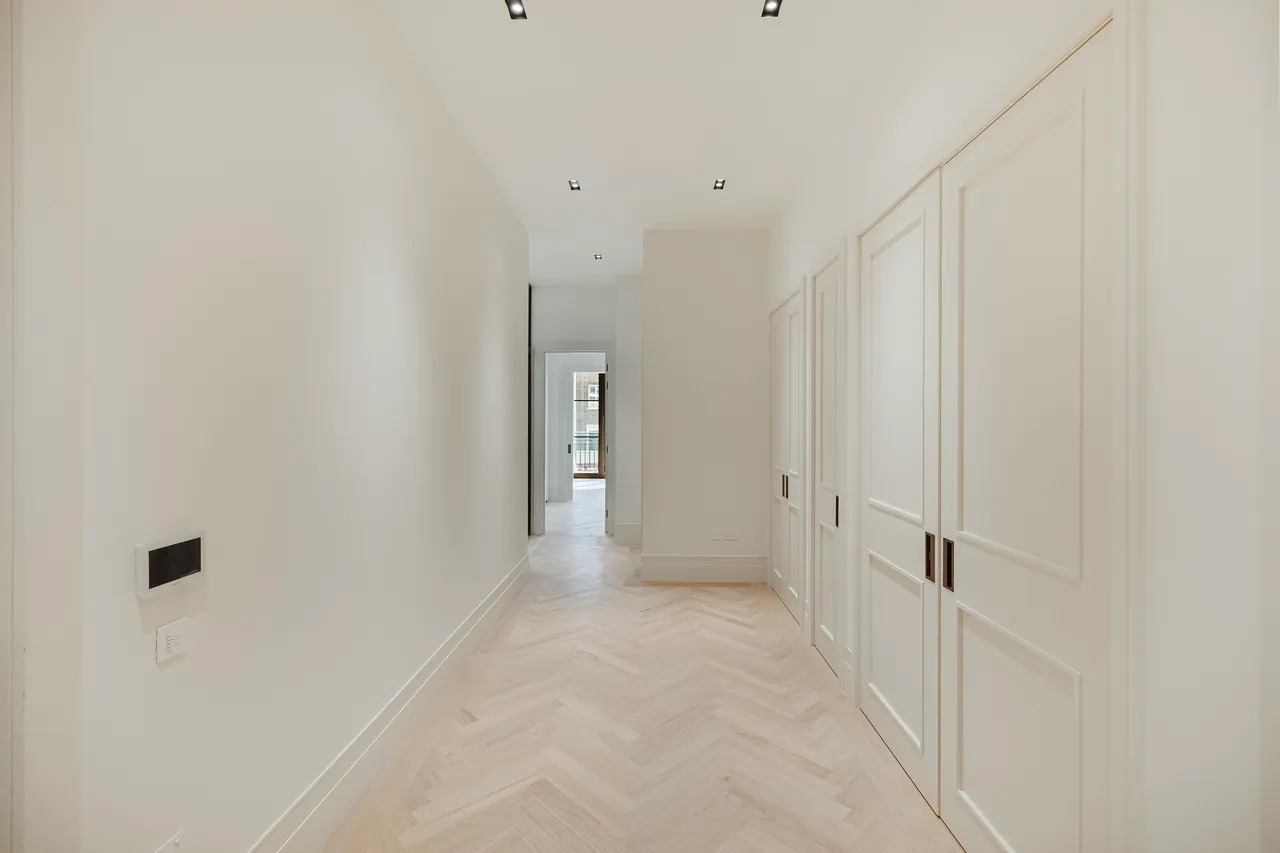 The Whiteley, Queensway, London, photo 10