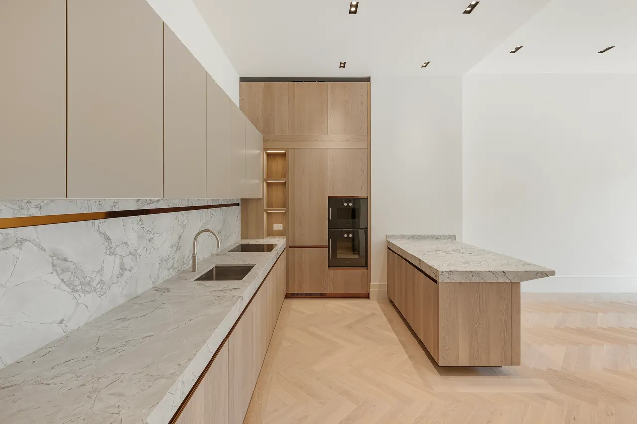The Whiteley, Queensway, London, photo 4