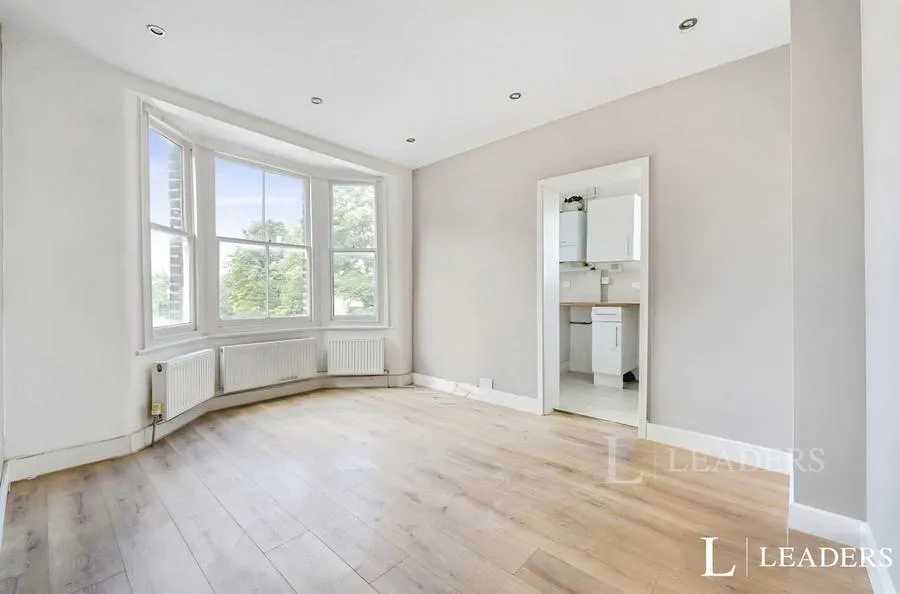 Mackenzie Road, Beckenham, BR3, photo 3