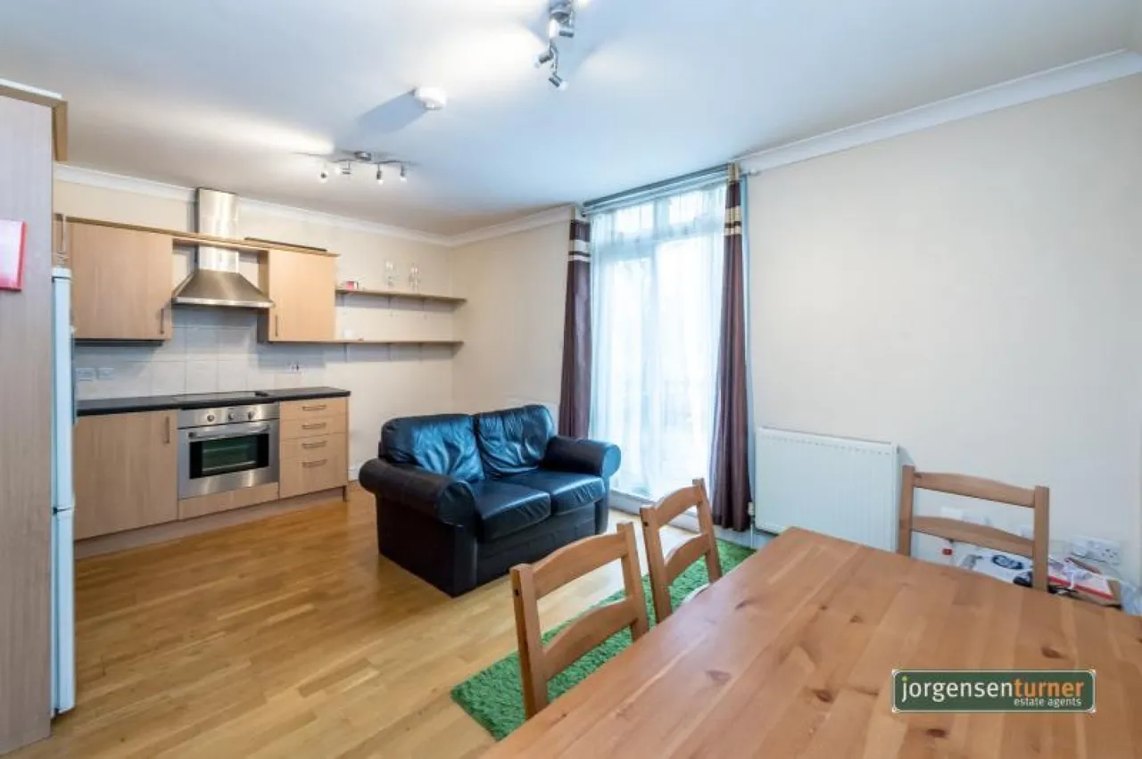 1 bed flat to rent, Uxbridge Road, Shepherds Bush, W12