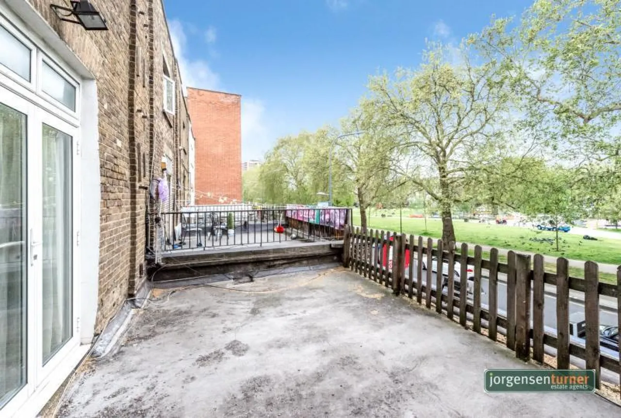 Uxbridge Road, Shepherds Bush, W12, photo 9