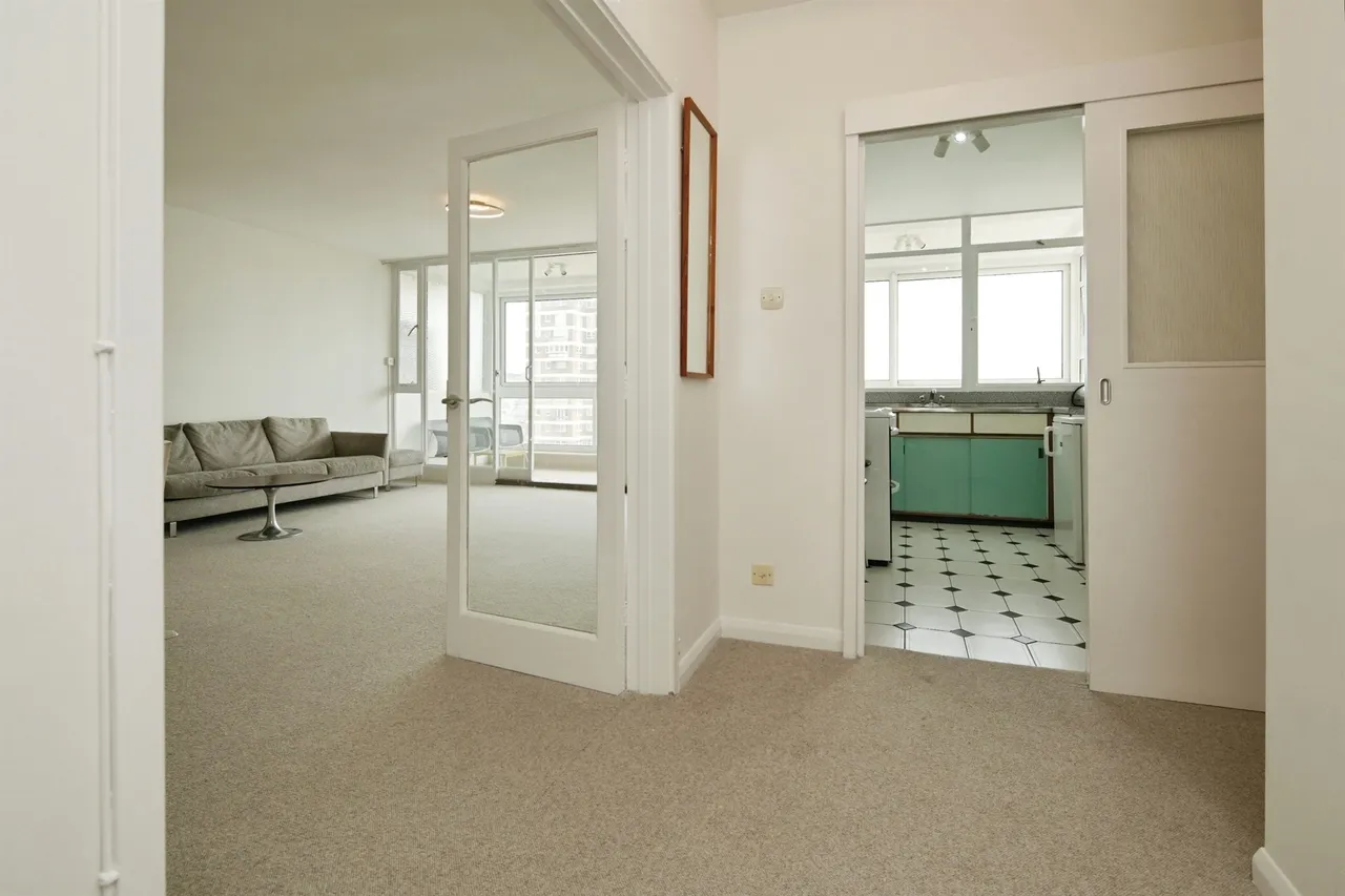 Sussex Heights, Brighton, BN1, photo 13