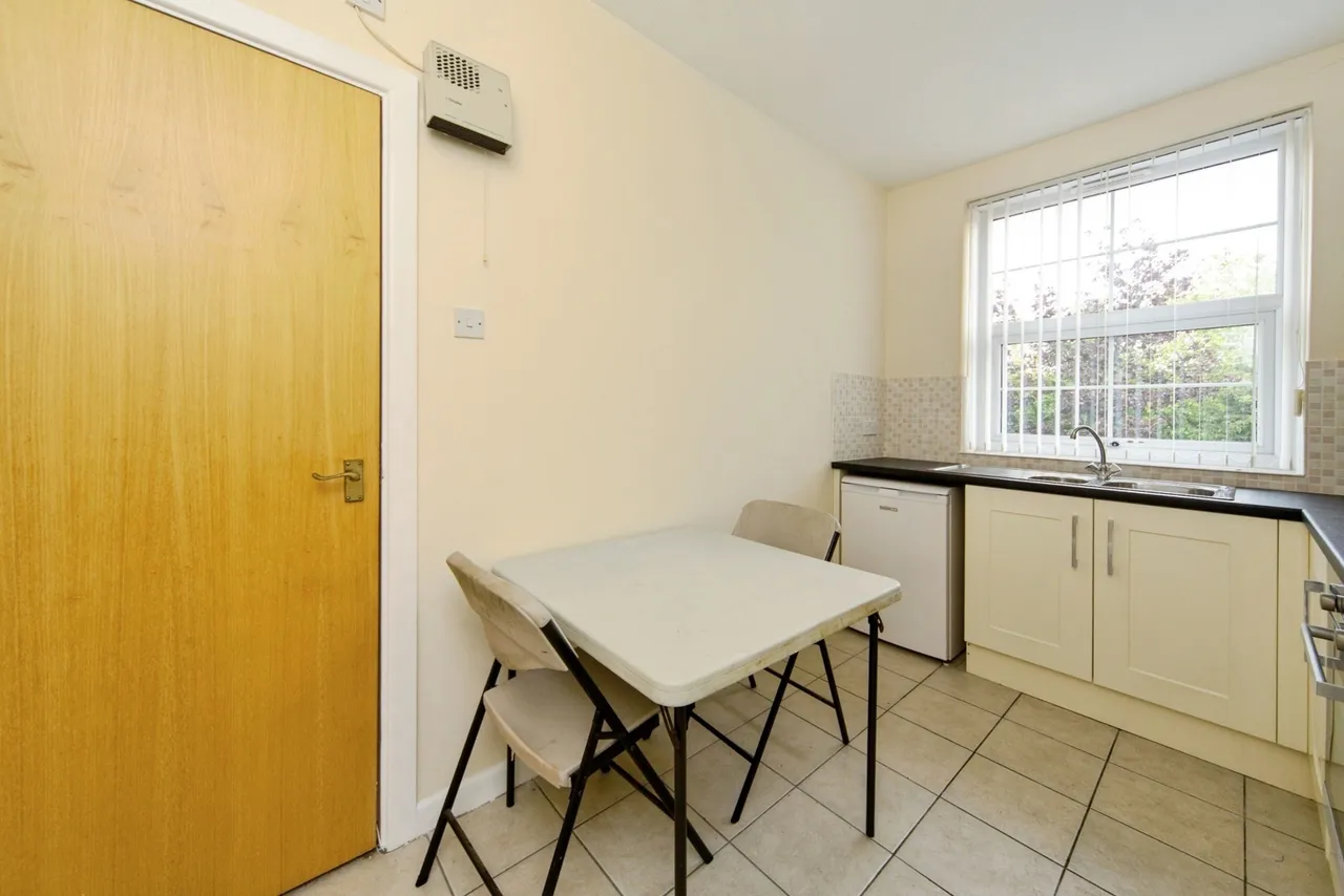Vale Lodge, Liverpool, L9, photo 12