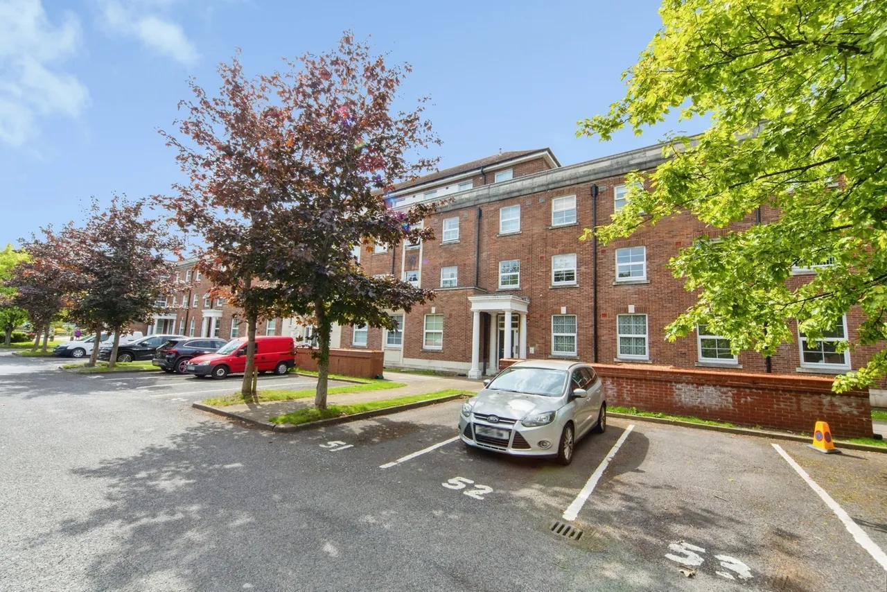 Vale Lodge, Liverpool, L9, photo 2