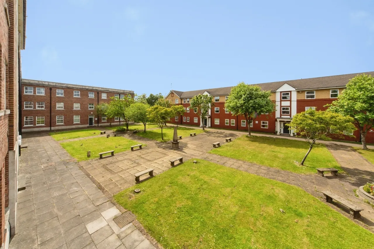 Vale Lodge, Liverpool, L9, photo 20