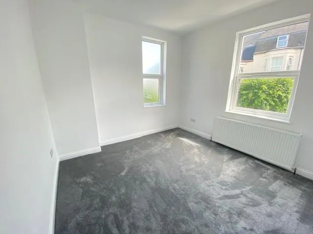 Rochester Road, Plymouth, photo 11