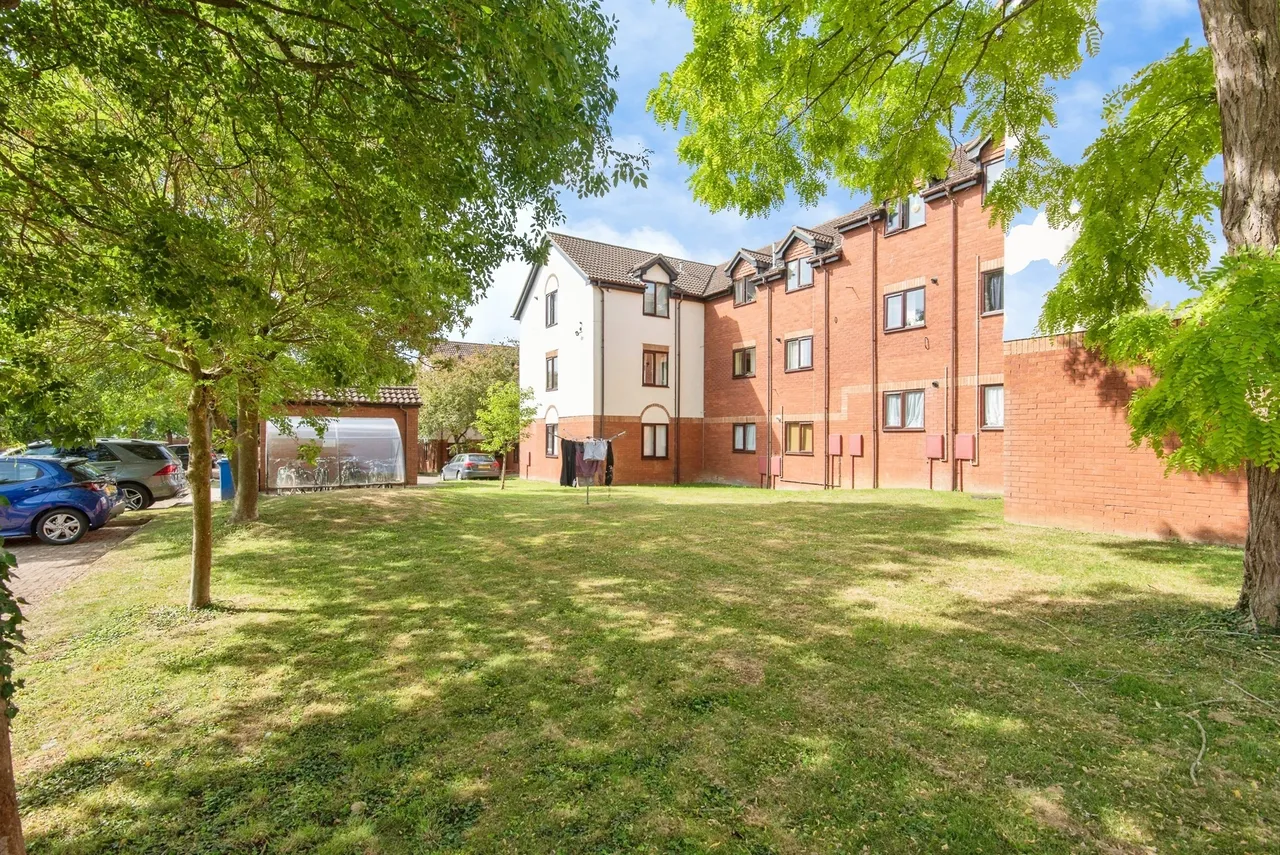 Cromwell Road, Letchworth Garden City, SG6, photo 3