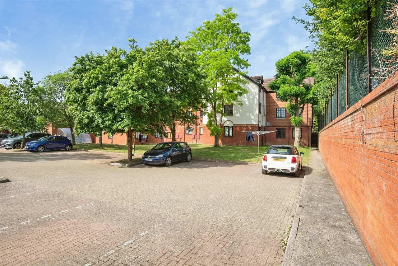 Cromwell Road, Letchworth Garden City, SG6, photo 15