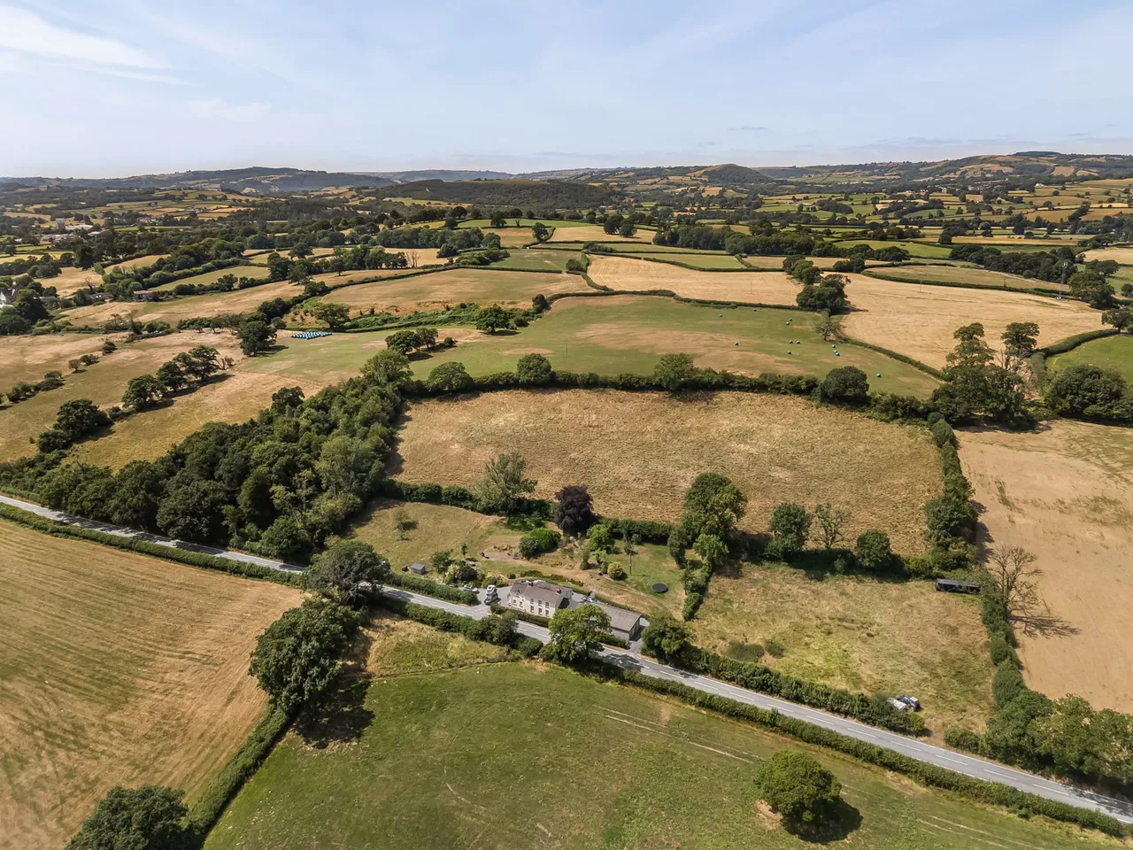Llangadog, SA19, photo 51