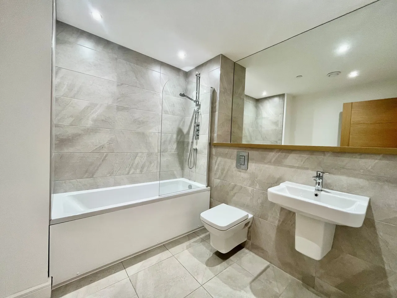York Road, Leeds, LS9, photo 8