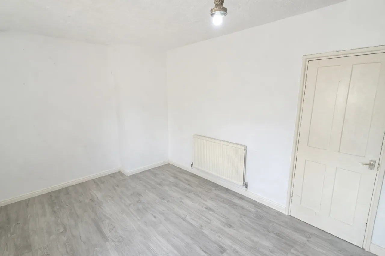 Fanshawe Crescent, Dagenham, RM9 5DL, photo 9