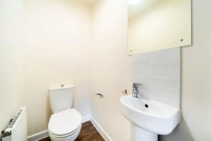 Marchment Close, Picket Piece, SP11, photo 7