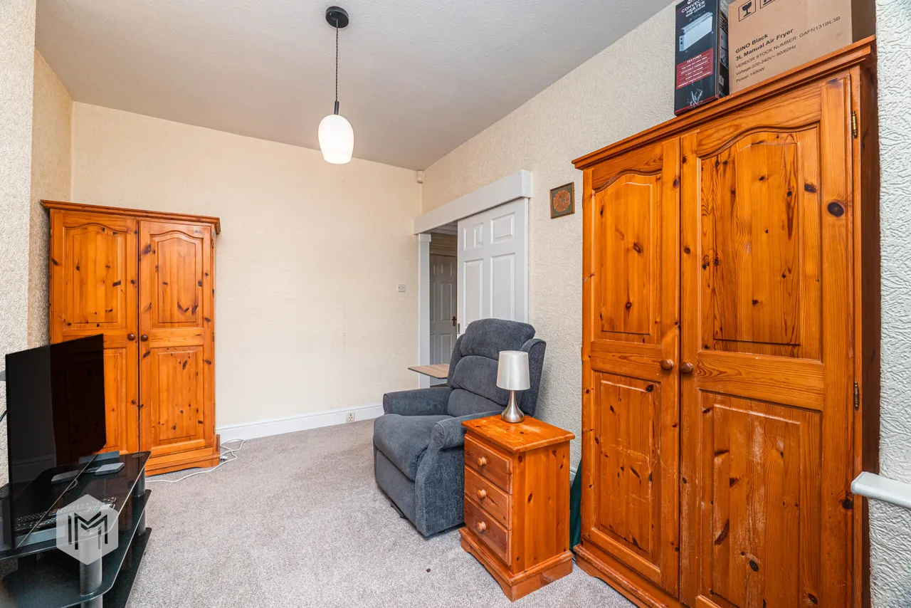 Riding Gate, Bolton, BL2 4DH, photo 8