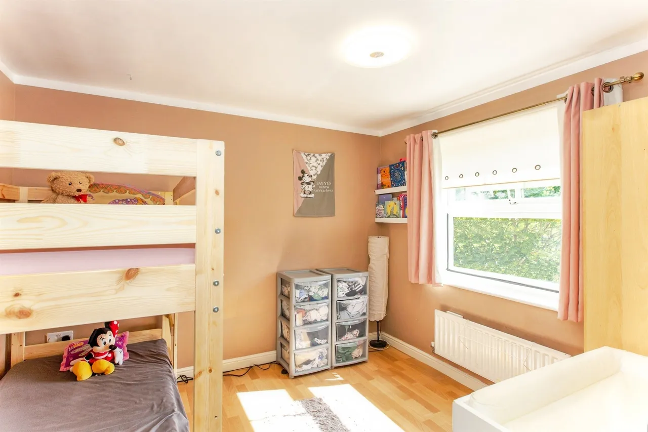 Lancaster Gate, Upper Cambourne, CB23, photo 12