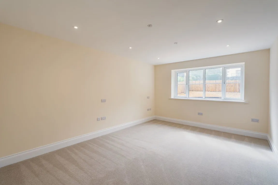 Ruthin Road, Gwernymynydd, CH7, photo 7