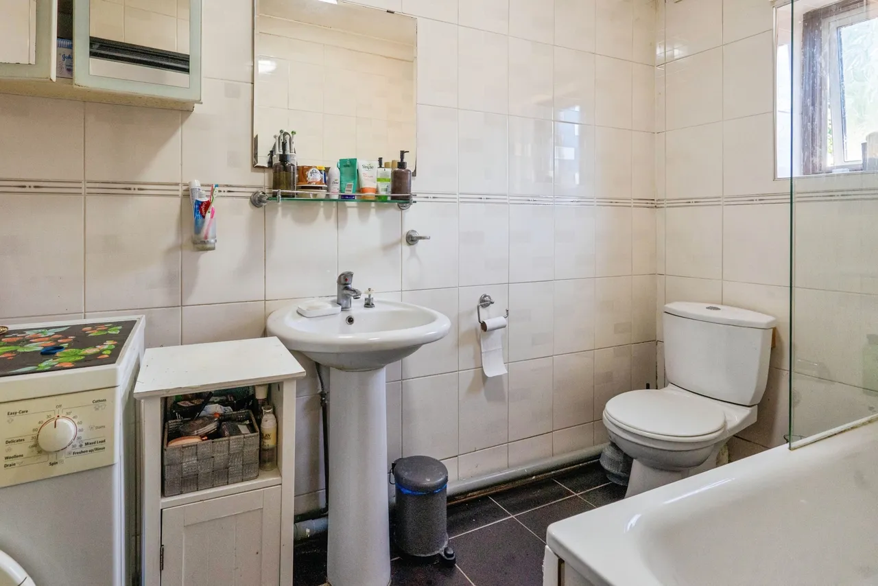 Melbourne Road, London, E17, photo 17