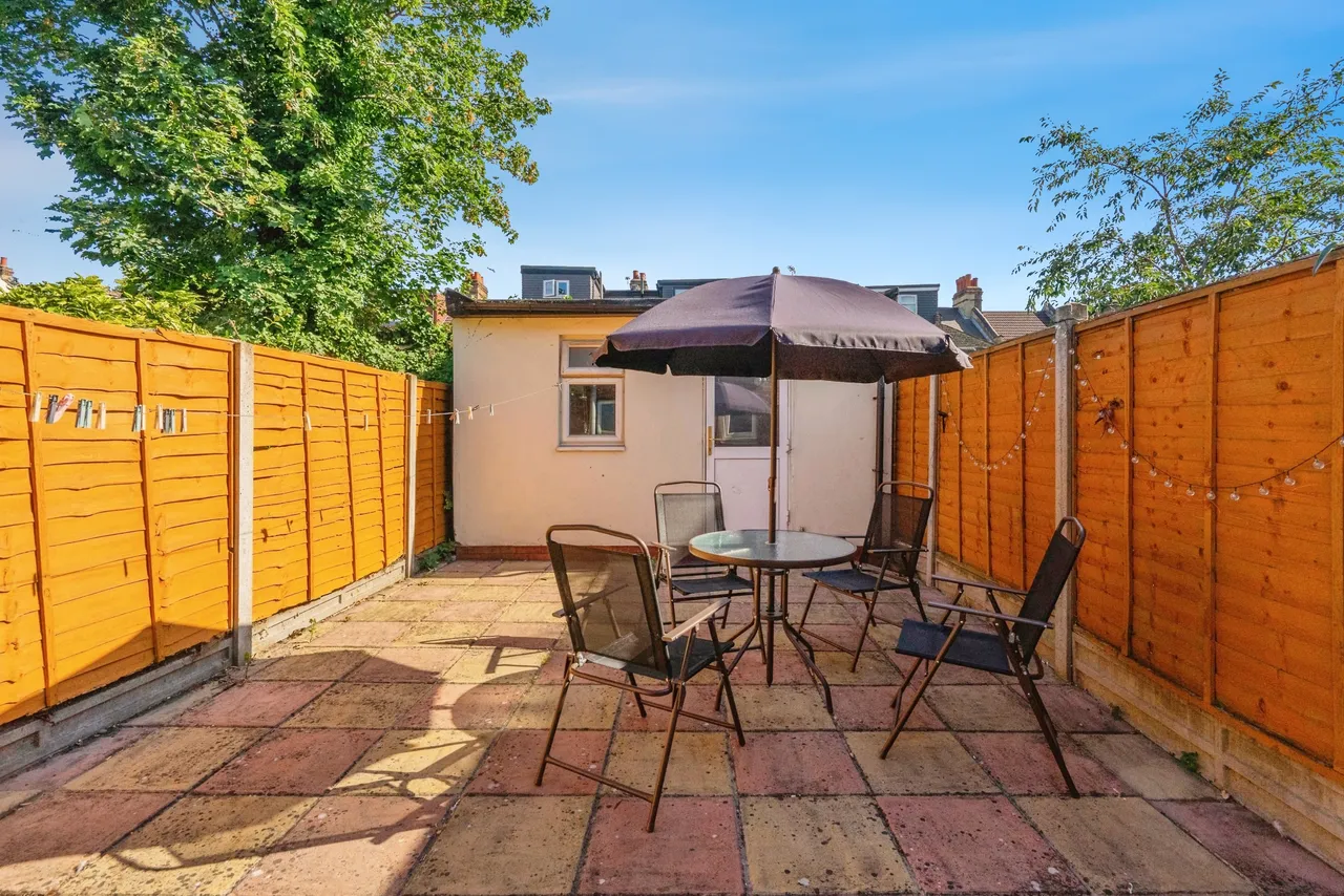 Melbourne Road, London, E17, photo 5