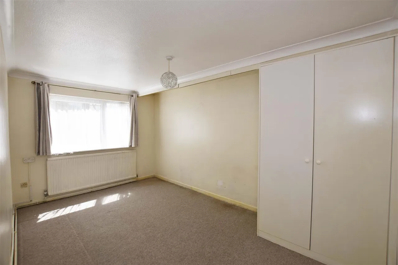 Crown Walk, Wembley, HA9, photo 6
