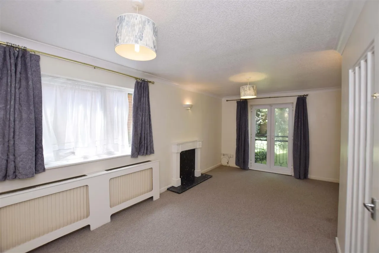 Crown Walk, Wembley, HA9, photo 4