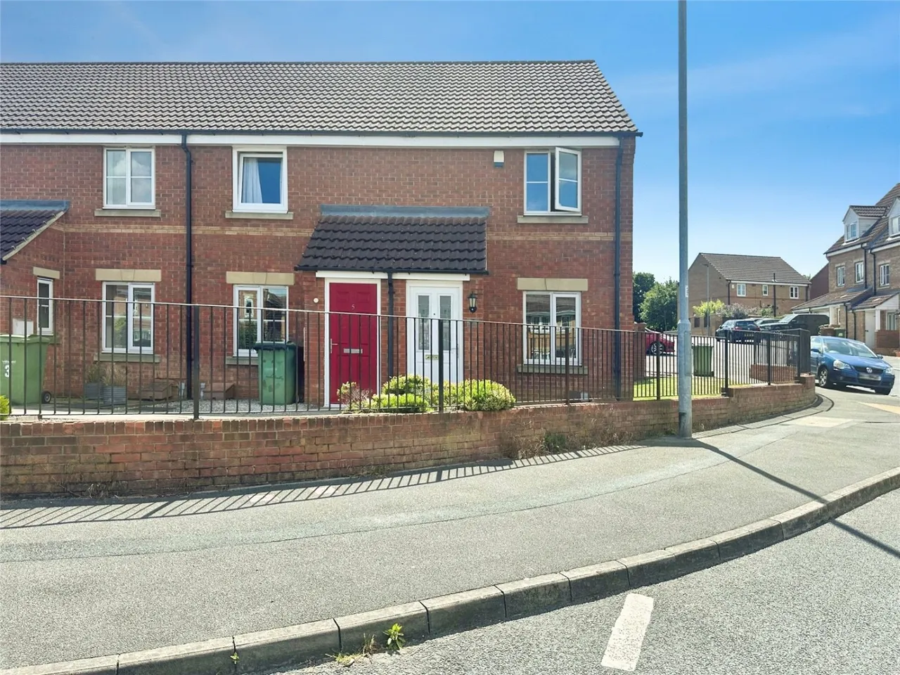 2 bed house for sale, Dandelion Close, Whitwood, WF10